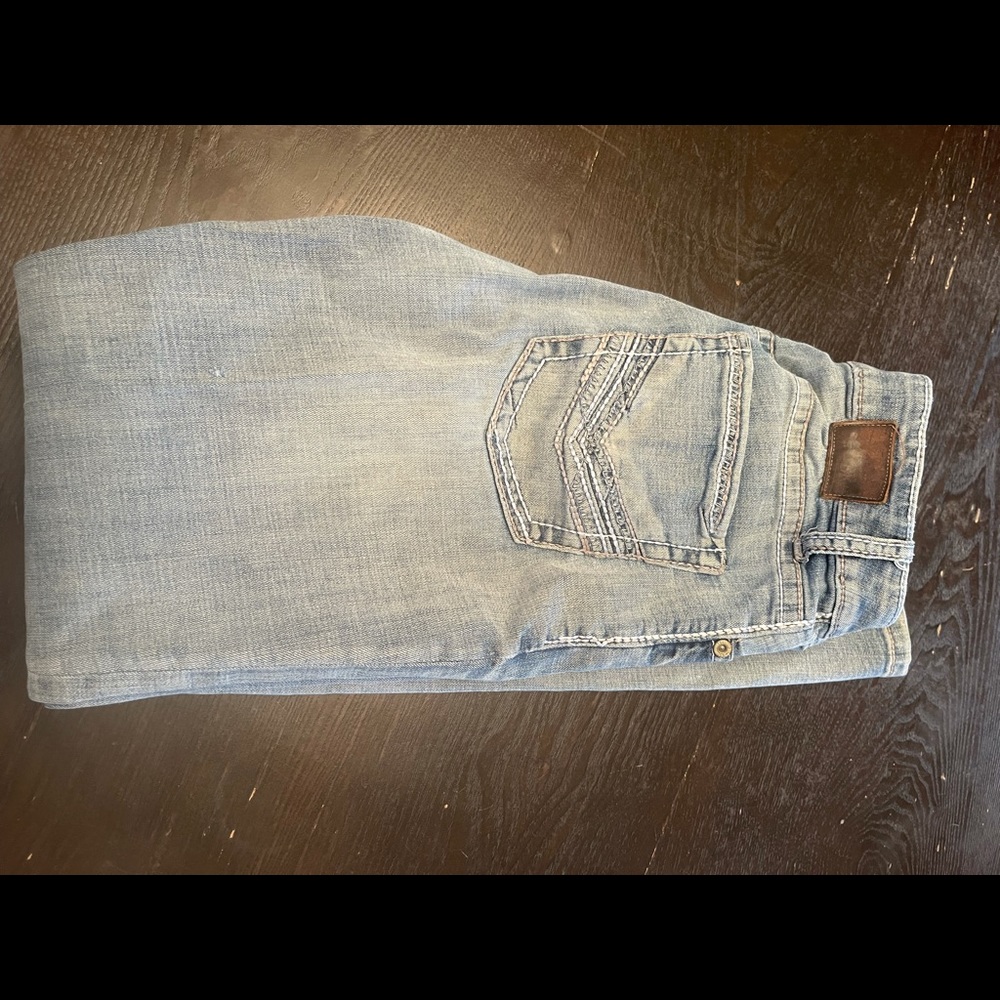 Men’s Buckle Jake Lightwash Jeans 31R